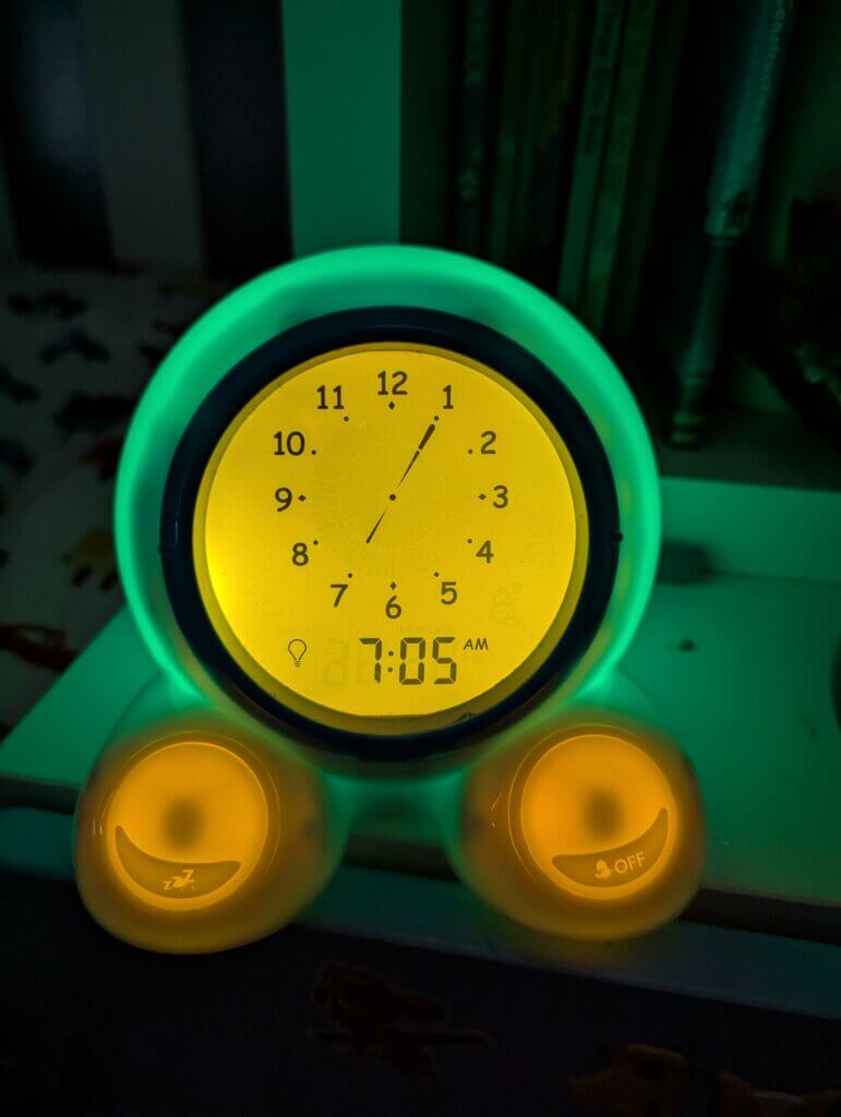 Clock turns green when it's time to be ok to get out of bed